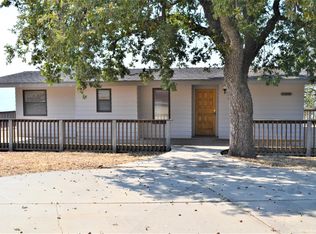 24800 Paramount Dr, Tehachapi, CA 93561