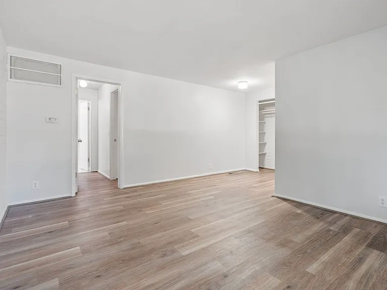 255 K St — Photo 12