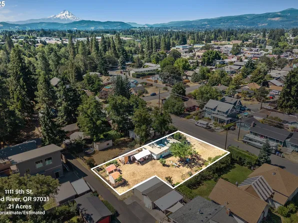1111 9th St, Hood River, OR 97031