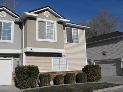 670 Plum Creek Ln, Ogden, UT, 84404