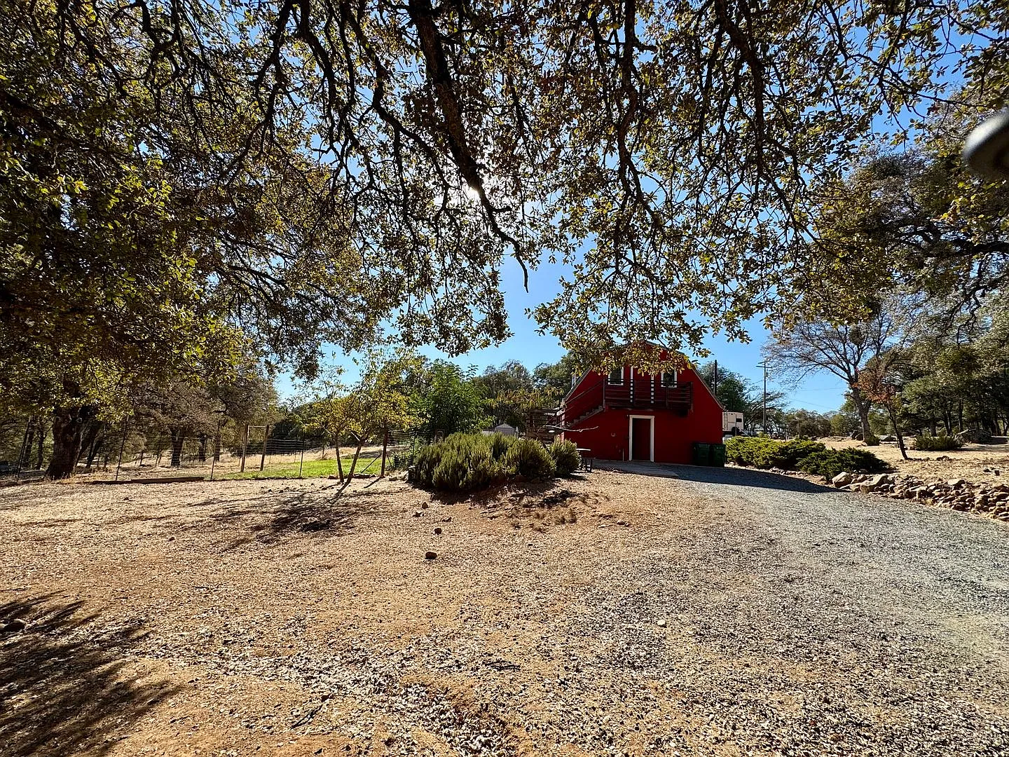 1 bed, 1.0 bath, 1000 sqft, $1,750 — Photo 2
