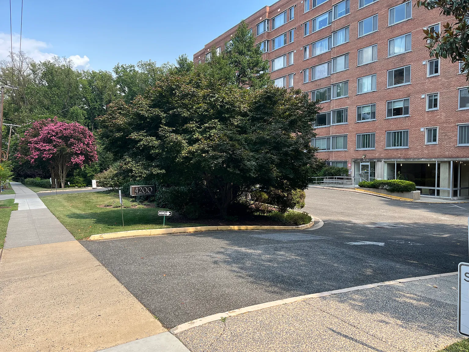 2 bed, 938 sqft, $2,600 — Photo 4