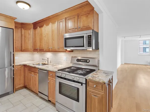 345 E 93rd Street #4K, New York (Manhattan), NY 10128