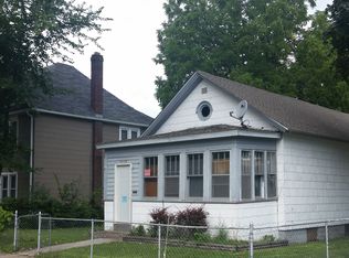 1115 Ross Ave, Saint Paul, MN 55106