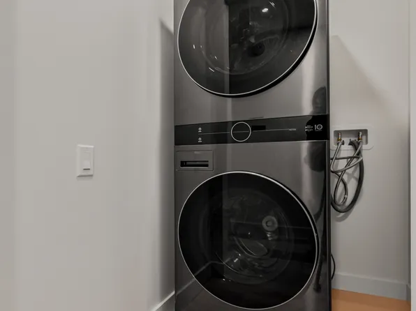 146 West 57th Street image 14 of 35