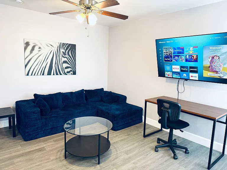 2720 Menlo Square Dr #D — Photo 3