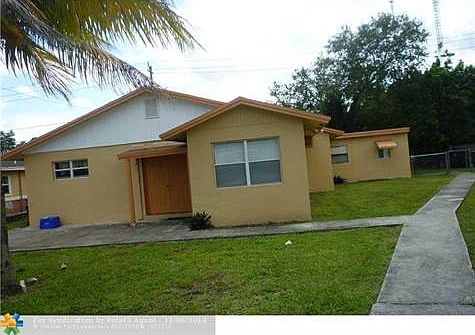 2nd image of 6028 SW 40th St #A