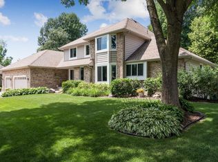 6165 Dallas Ln N, Plymouth, MN 55446