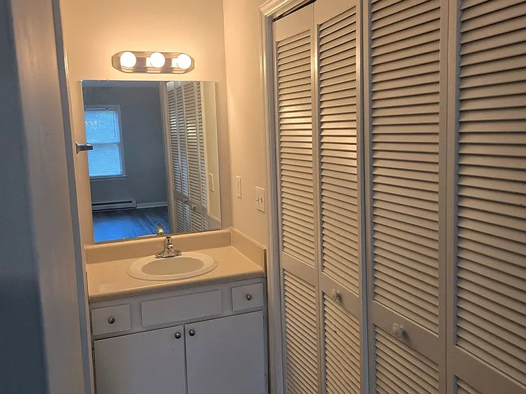 2321 Taylor St — Photo 8