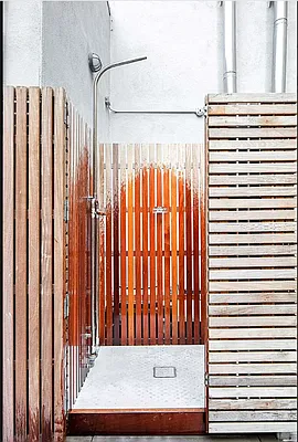 Rented by Compass | media 41