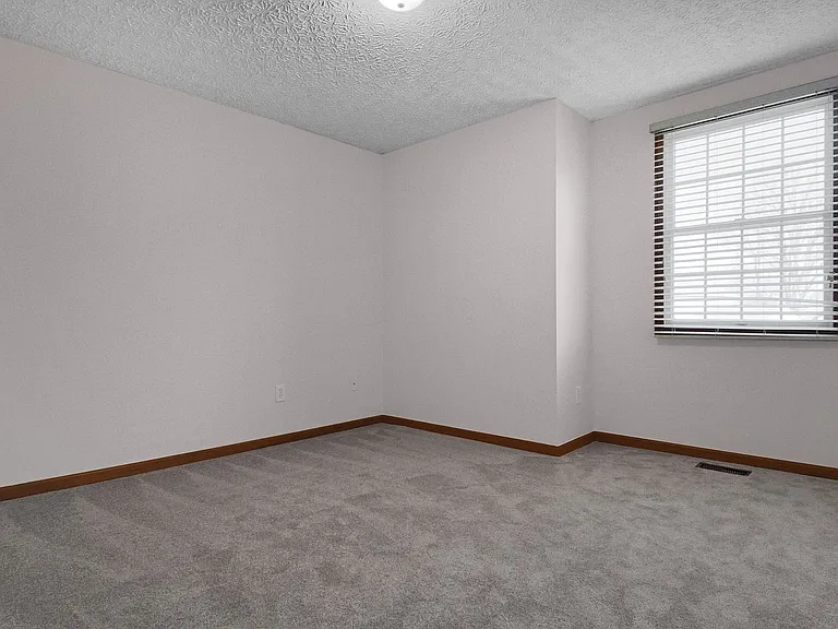 321 Amber Wood Way — Photo 23