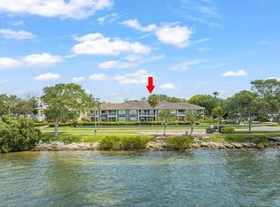 2087 Edgewater Dr APT D, Clearwater, FL 33755