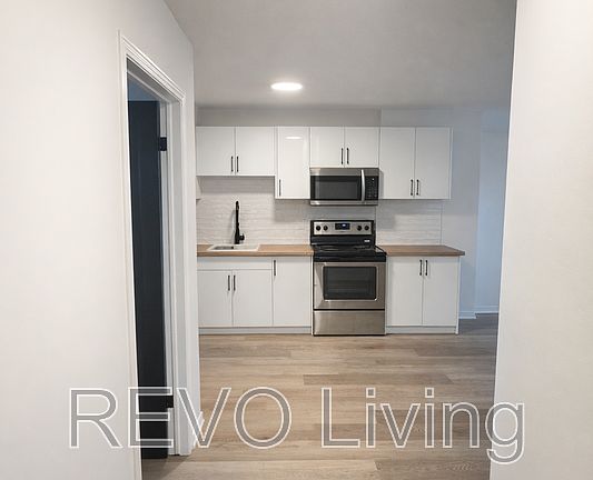 4th image of 187 Church St #8