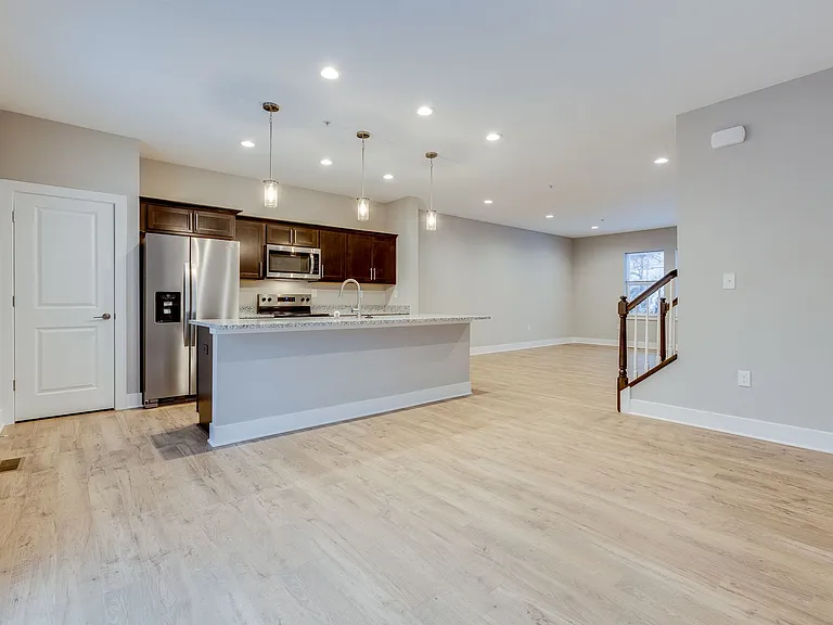 5003 Stefano Dr — Photo 14