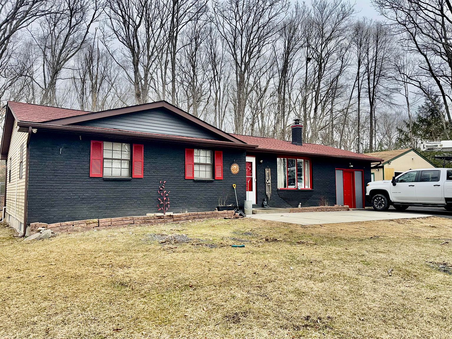 218 Whispering Hills Dr, East Stroudsburg, PA 18301 | Zillow