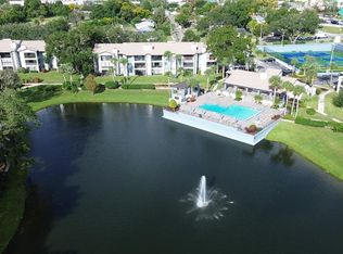 3 Escondido Cir UNIT 8, Altamonte Springs, FL 32701