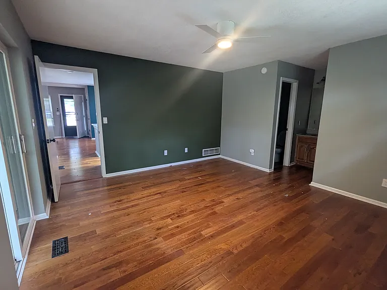 6241 Willow Ln — Photo 7