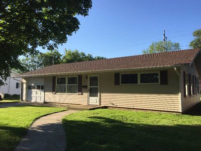 903 E Walnut St, Nappanee, IN, 46550