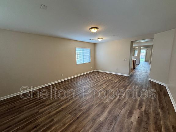 4th image of 10153 N 115th Dr