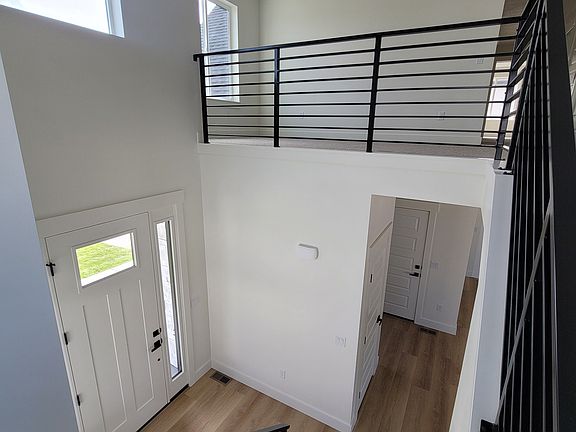 5th image of 3011 S Richards View Rd W #16