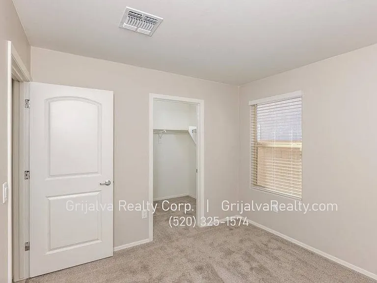 8749 E Pebble Stone Ln — Photo 15