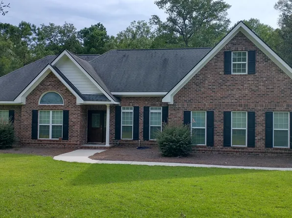 905 Bayberry Ct, Pembroke, GA 31321