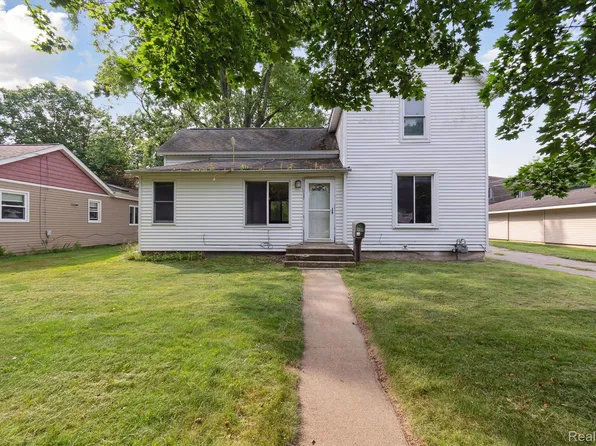 675 W Middle St, Chelsea, MI 48118