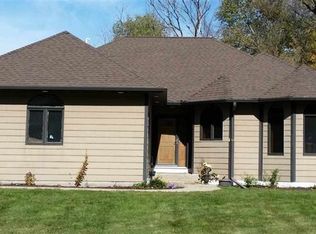 244 Elk Trl, Good Thunder, MN 56037