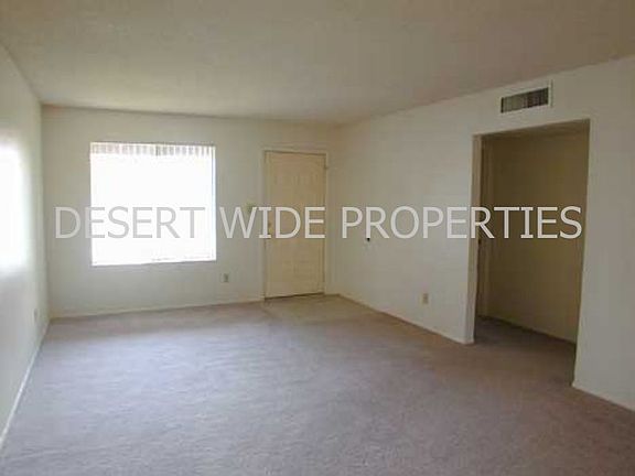 3rd image of 2320 E Glade Ave