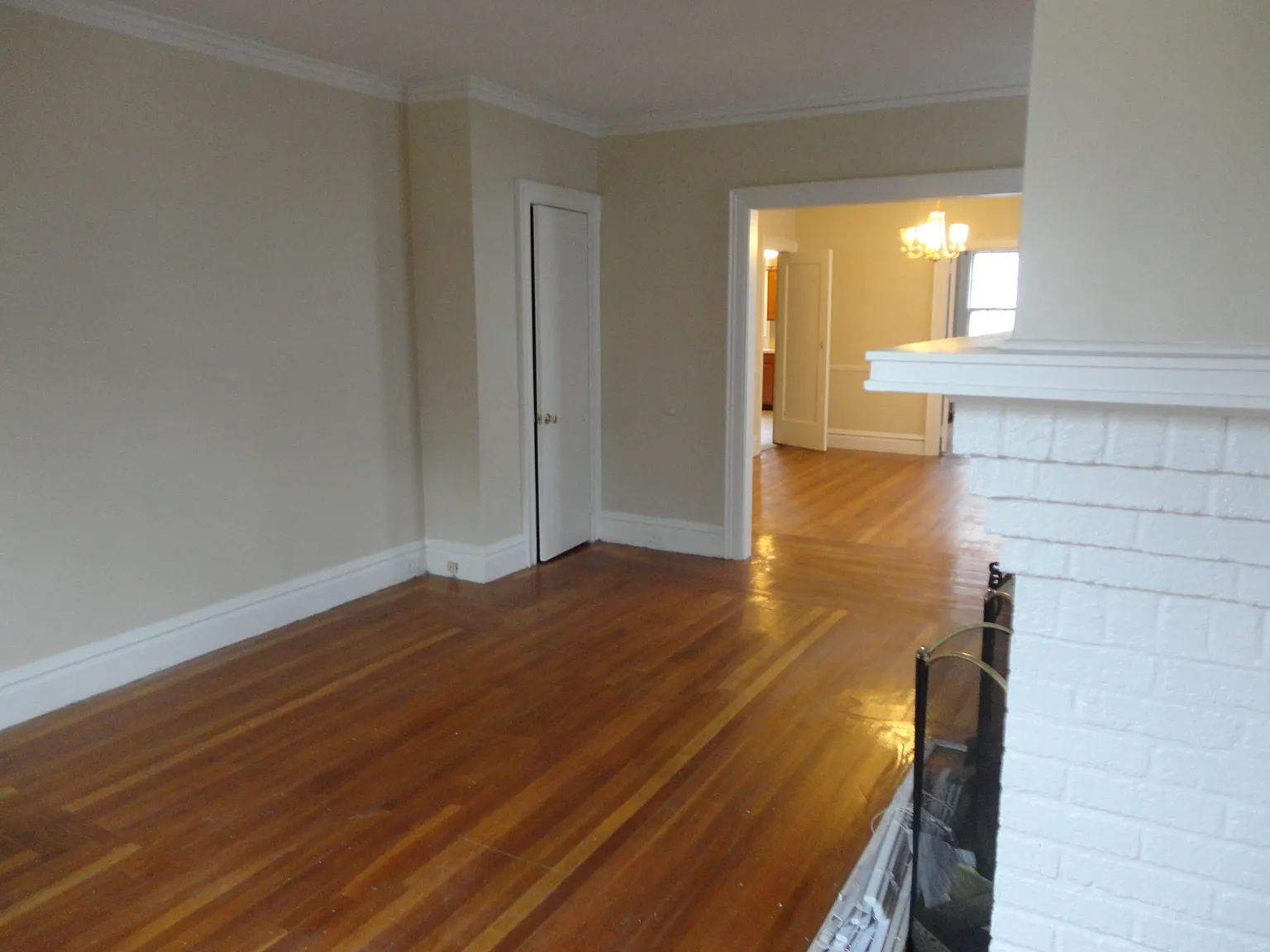 3 bed, 1470 sqft, $2,300 — Photo 3