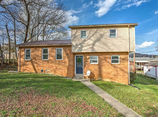 227 Elm St, Carthage, TN 37030