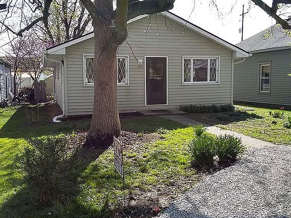 3rd image of 702 Spann Ave