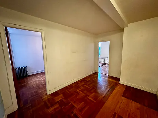 Rented by City Connections Realty | media 2