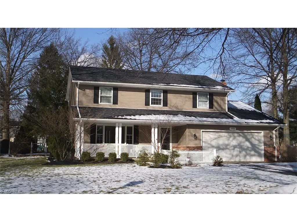 25818 Tallwood Dr photo 1