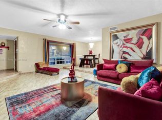 3417 Island Dr, Miramar, FL 33023