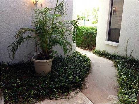 2nd image of 6094 Wilshire Blvd