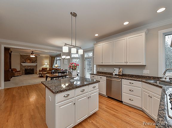 3rd image of 177 Glen Arbor Ct