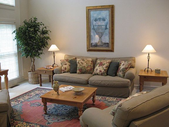 5th image of 180 Smithdun Ln