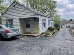 4911 N Galena Rd #D, Peoria Heights, IL 61616