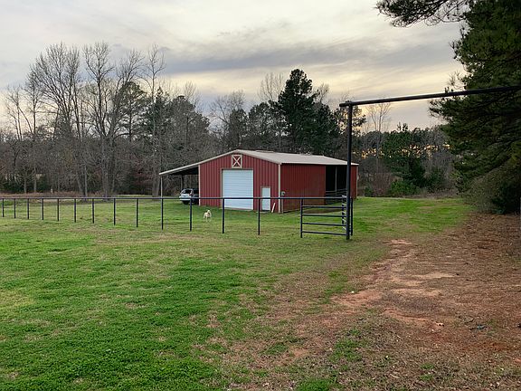 2nd image of 421 County Road 4801