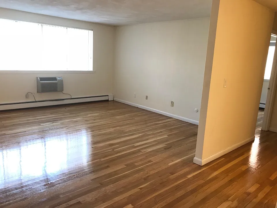 62 Homer Ave #406