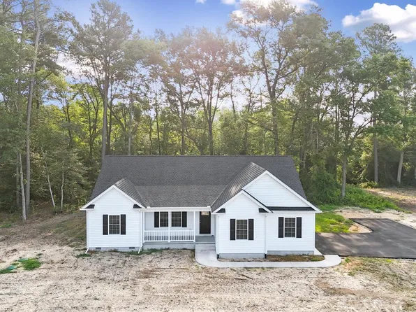 32727 Tussock Dr, Laurel, DE 19956