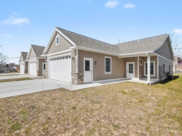 116 E Sheridan St, Fremont, MI 49412