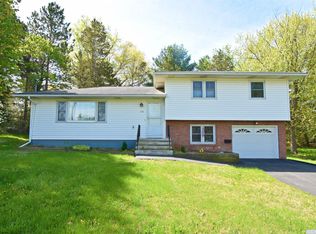 130 High St, Catskill, NY 12414