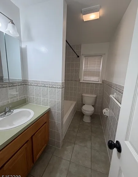 246 N 10th St #1 — Photo 16