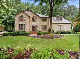 7 Elm Grove Way, Greensboro, NC 27405