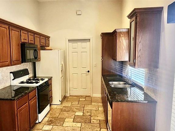 3rd image of 275 Grand Teton Dr