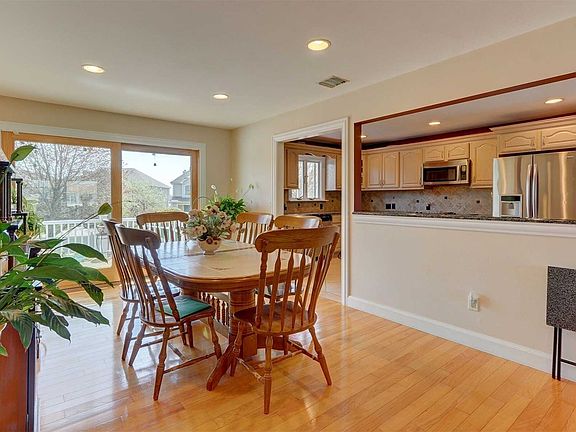 5th image of 3906 Elayne Ct
