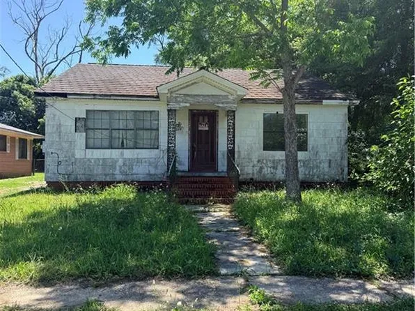 228 Birmingham St, Prichard, AL 36610