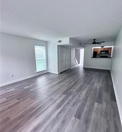 5th image of 103 Sandra Del Mar Dr #103